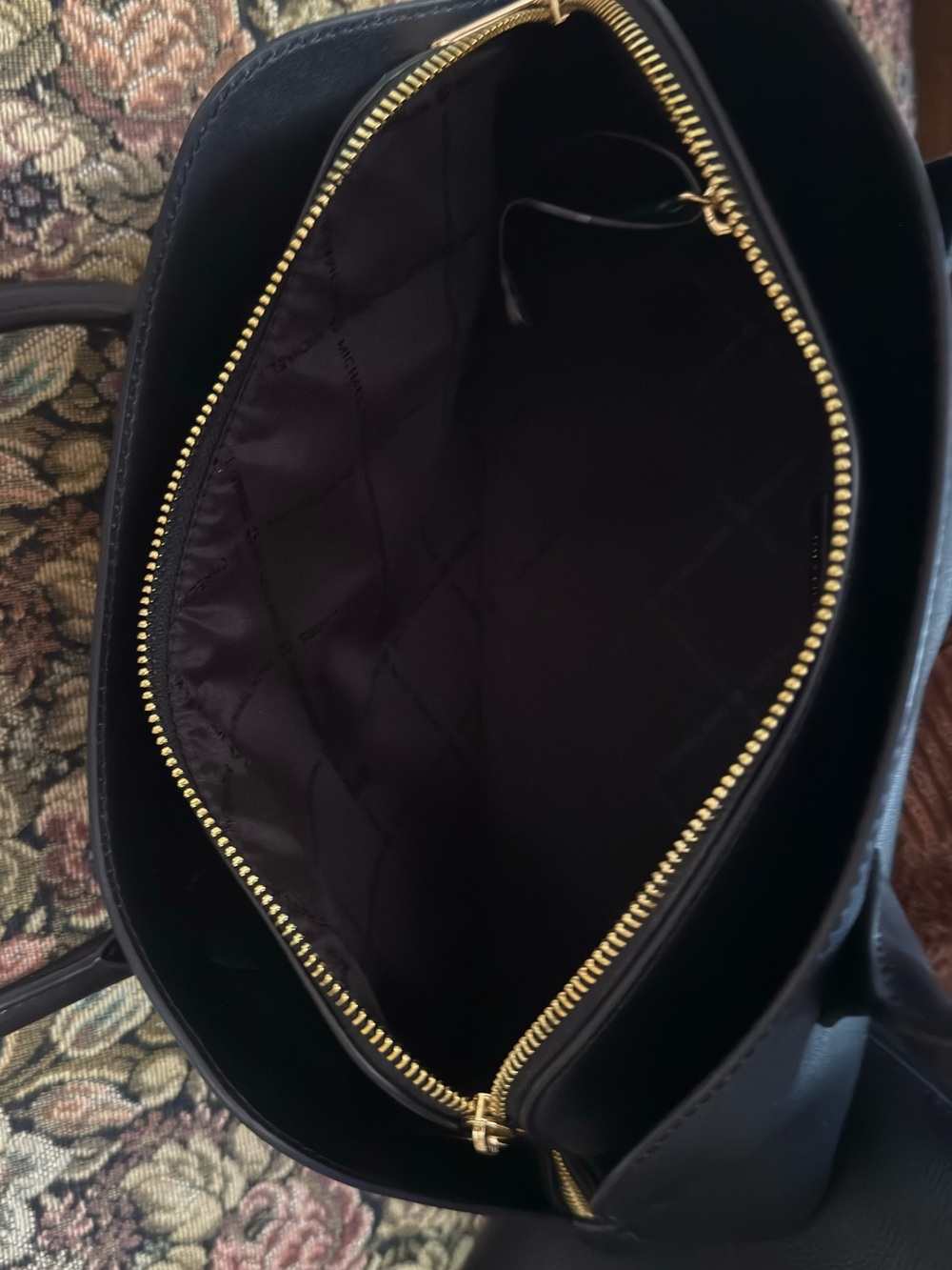 Michael Kors Black Leather Double-Handle Dome Shoulder Bag - Picture 4 of 9